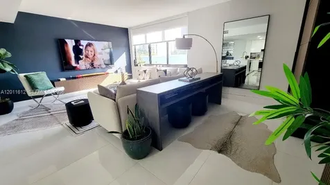 250 Galen Drive Key Biscayne FL 33149