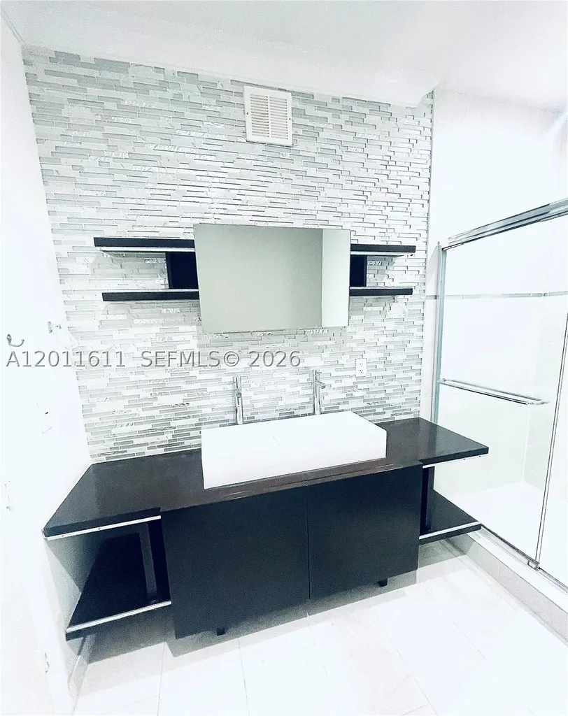 822 NE 19th Avenue Fort Lauderdale FL 33304