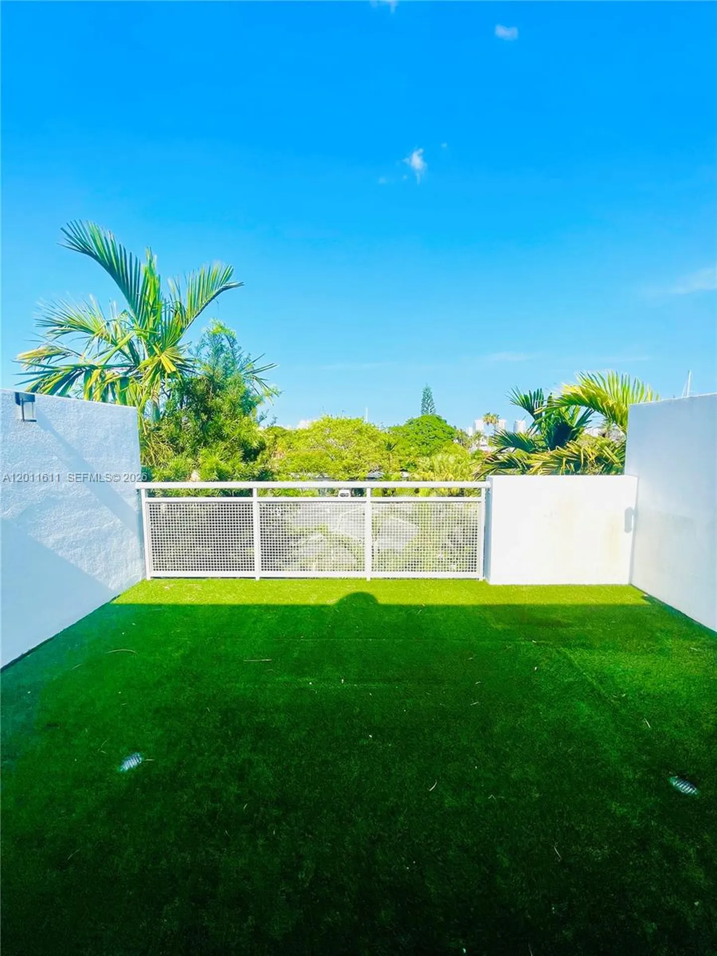 822 NE 19th Avenue Fort Lauderdale FL 33304