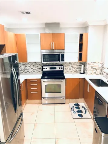 822 NE 19th Avenue Fort Lauderdale FL 33304