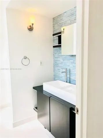 822 NE 19th Avenue Fort Lauderdale FL 33304