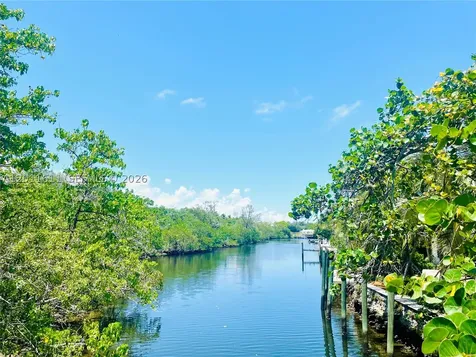 822 NE 19th Avenue Fort Lauderdale FL 33304