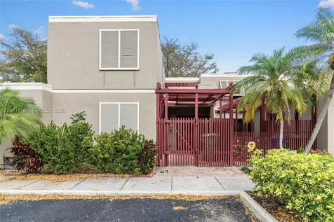 1391 W Fairway Road Pembroke Pines FL 33026