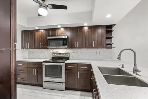 1391 W Fairway Road Pembroke Pines FL 33026