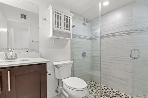 1391 W Fairway Road Pembroke Pines FL 33026