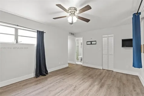 1391 W Fairway Road Pembroke Pines FL 33026