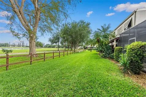 1391 W Fairway Road Pembroke Pines FL 33026