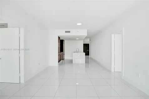900 Biscayne Boulevard Miami FL 33132