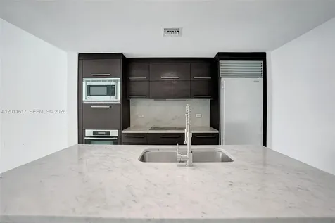 900 Biscayne Boulevard Miami FL 33132