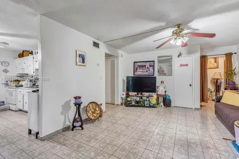 519 NW 10th Avenue Miami FL 33136