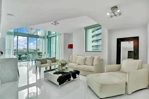 900 Biscayne Boulevard Miami FL 33132