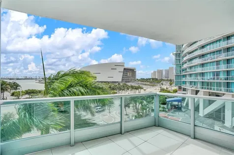 900 Biscayne Boulevard Miami FL 33132