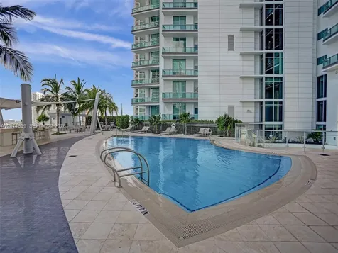 900 Biscayne Boulevard Miami FL 33132