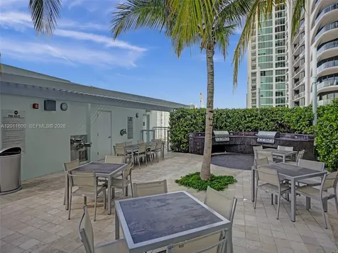 900 Biscayne Boulevard Miami FL 33132
