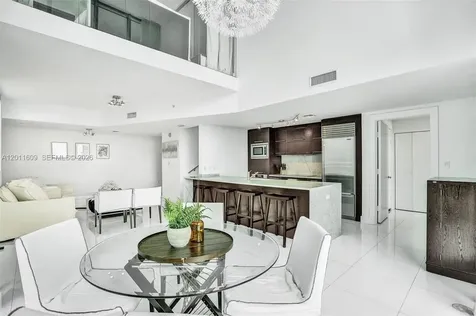 900 Biscayne Boulevard Miami FL 33132
