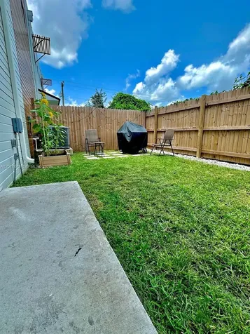 937 NW 10th Street Florida City FL 33034