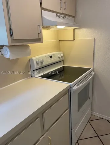 40 SE 8th Street Dania Beach FL 33004