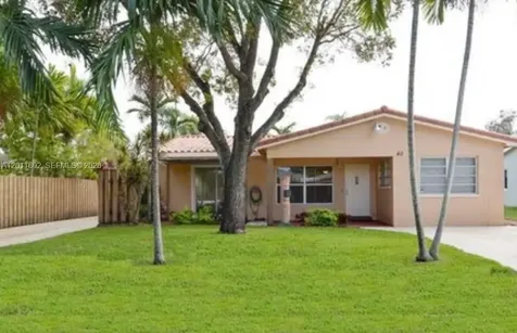 40 SE 8th Street Dania Beach FL 33004