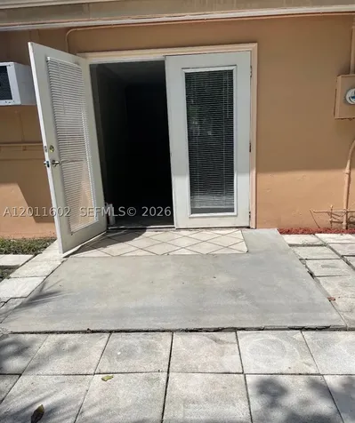 40 SE 8th Street Dania Beach FL 33004