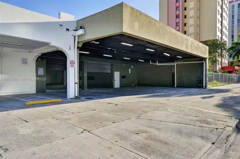 500 W Flagler Street Miami FL 33130