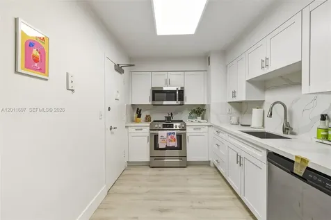 9195 Collins Avenue Surfside FL 33154