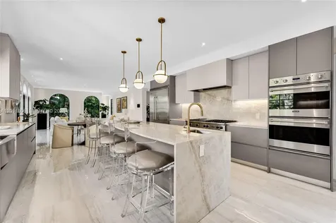 547 NE 57th Street Miami FL 33137