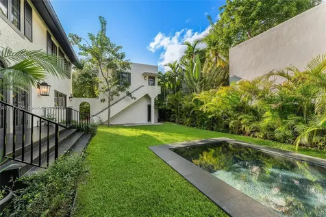 547 NE 57th Street Miami FL 33137