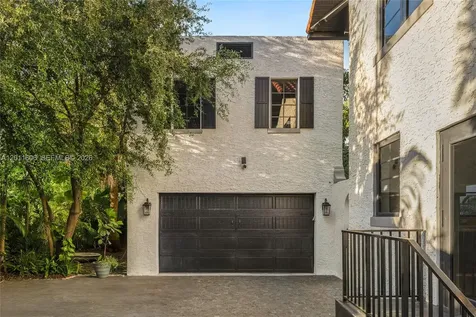 547 NE 57th Street Miami FL 33137