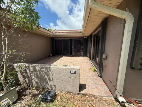 103 Tweedbrook Lane Hollywood FL 33021