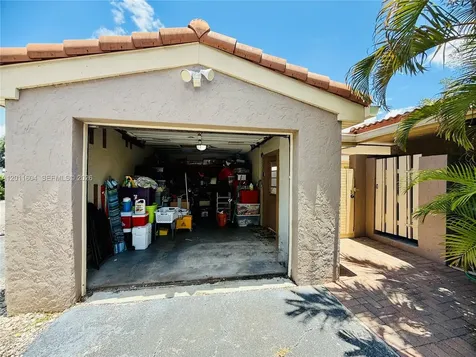 103 Tweedbrook Lane Hollywood FL 33021