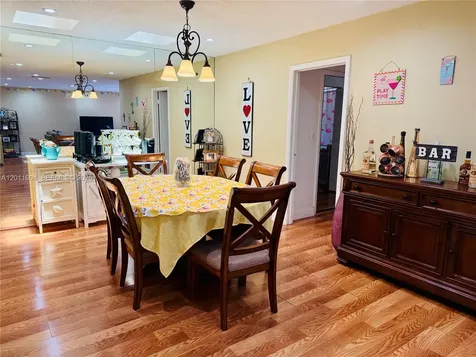103 Tweedbrook Lane Hollywood FL 33021