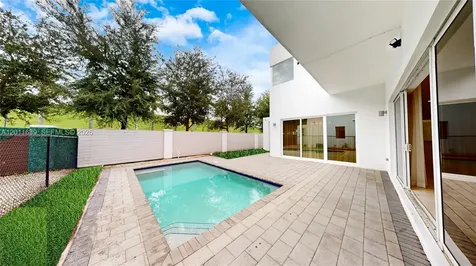 9980 NW 74th Terrace Doral FL 33178