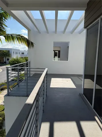 9980 NW 74th Terrace Doral FL 33178