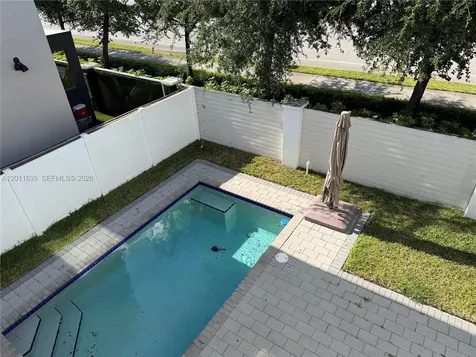9980 NW 74th Terrace Doral FL 33178