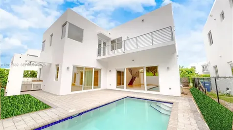 9980 NW 74th Terrace Doral FL 33178