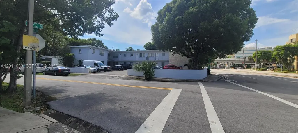 2601 SW 22nd Avenue Miami FL 33133