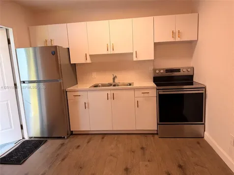 3021 NW 17th Street Fort Lauderdale FL 33311