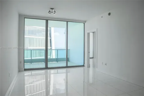900 Biscayne Boulevard Miami FL 33132