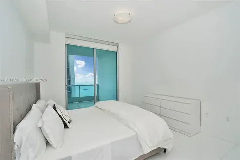 900 Biscayne Boulevard Miami FL 33132