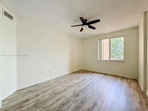 6968 SW 39th Street Davie FL 33314