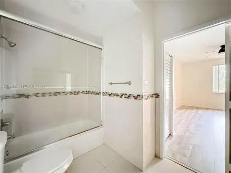 6968 SW 39th Street Davie FL 33314