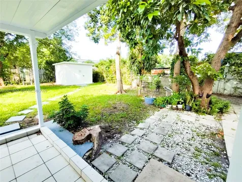 435 NW 127th Street North Miami FL 33168