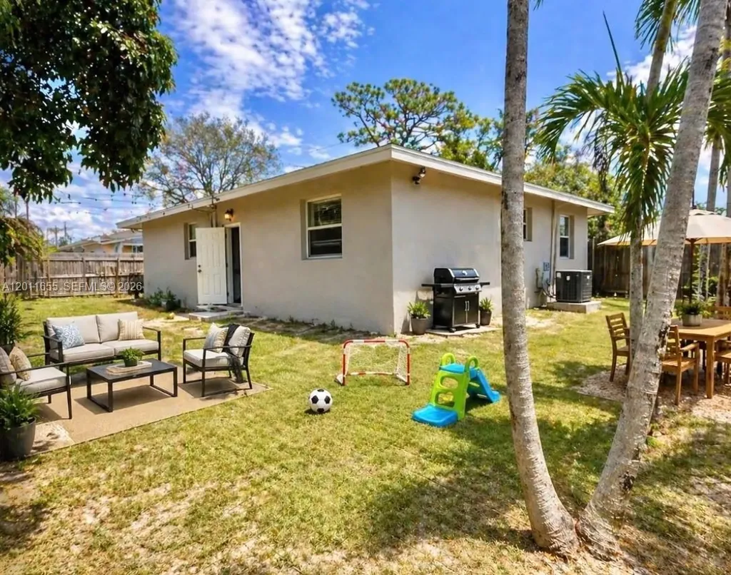 1201 NE 6th Avenue Fort Lauderdale FL 33304