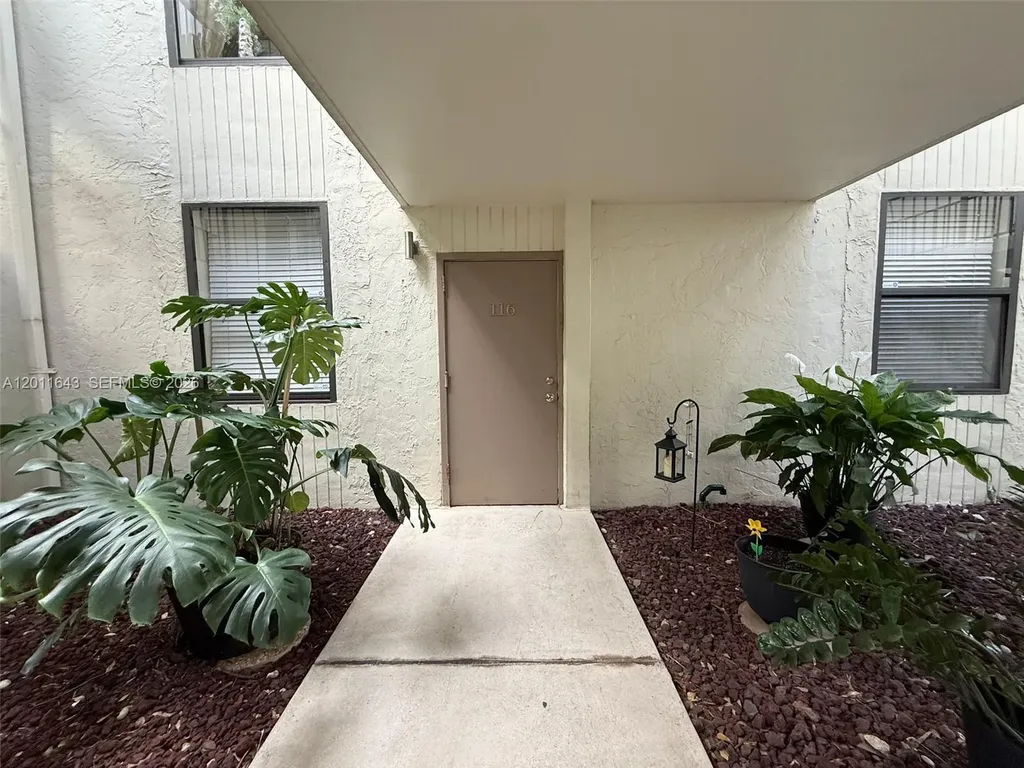 20441 NE 30th Avenue Aventura FL 33180