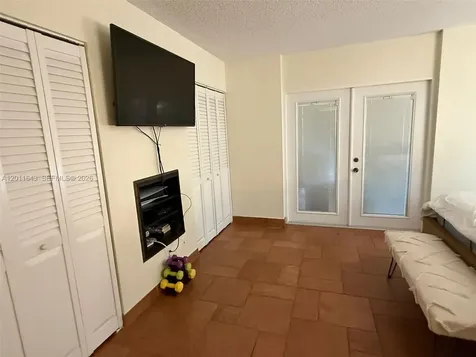 20441 NE 30th Avenue Aventura FL 33180