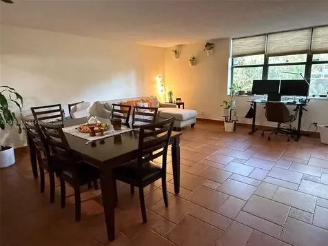 20441 NE 30th Avenue Aventura FL 33180