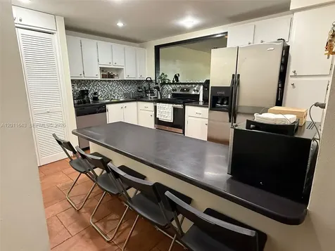 20441 NE 30th Avenue Aventura FL 33180