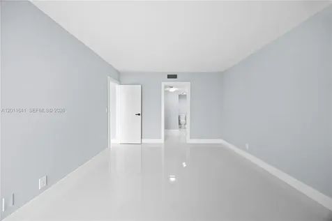 20335 W Country Club Drive Aventura FL 33180