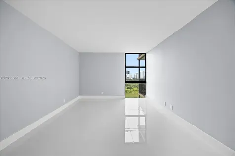 20335 W Country Club Drive Aventura FL 33180