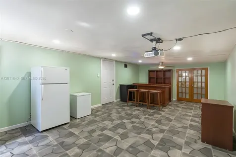 8510 NW 30th Place Miami FL 33147